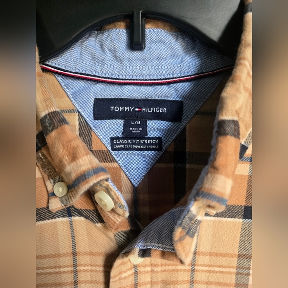 Tommy Hilfiger Men's Brown Plaid Classic Fit Stretch - Picture 3 of 4